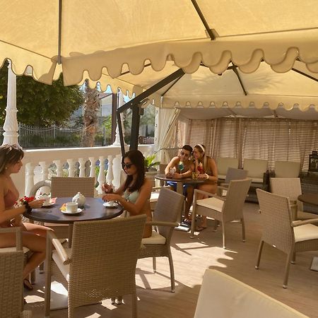 Hotel Caesar Paladium Rimini Dış mekan fotoğraf